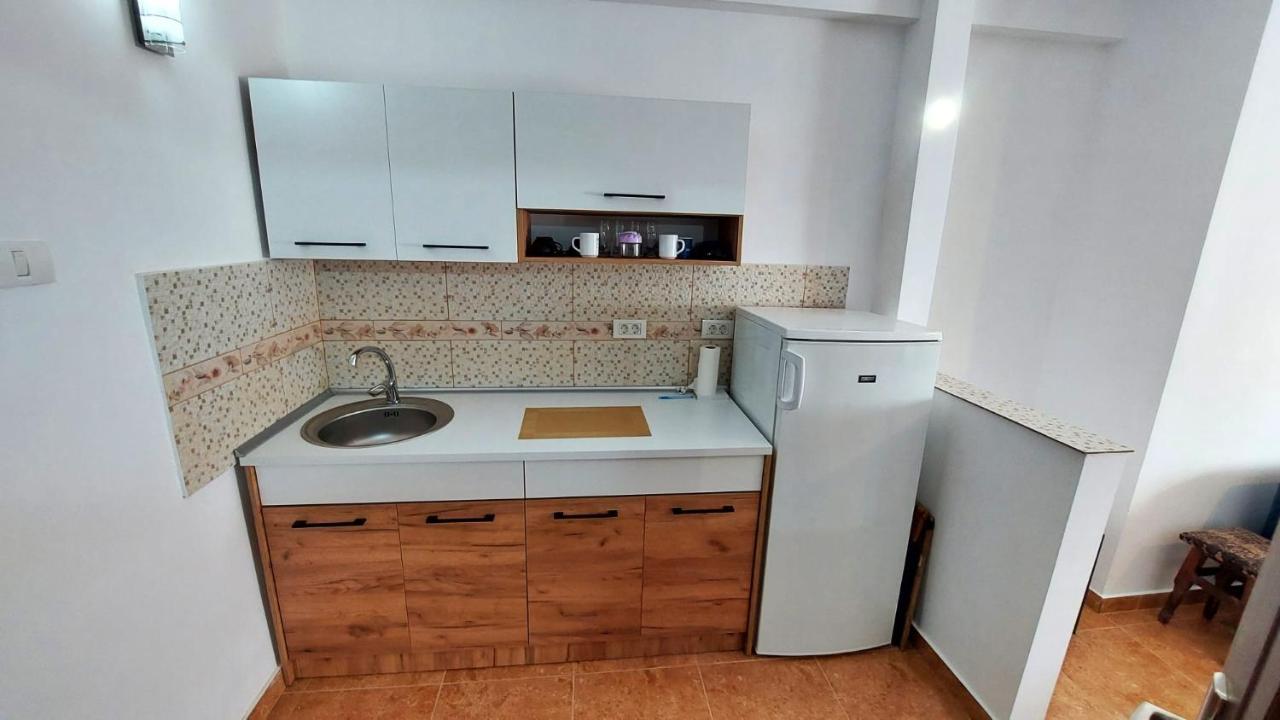 Cristina'S Place Арад Екстериор снимка